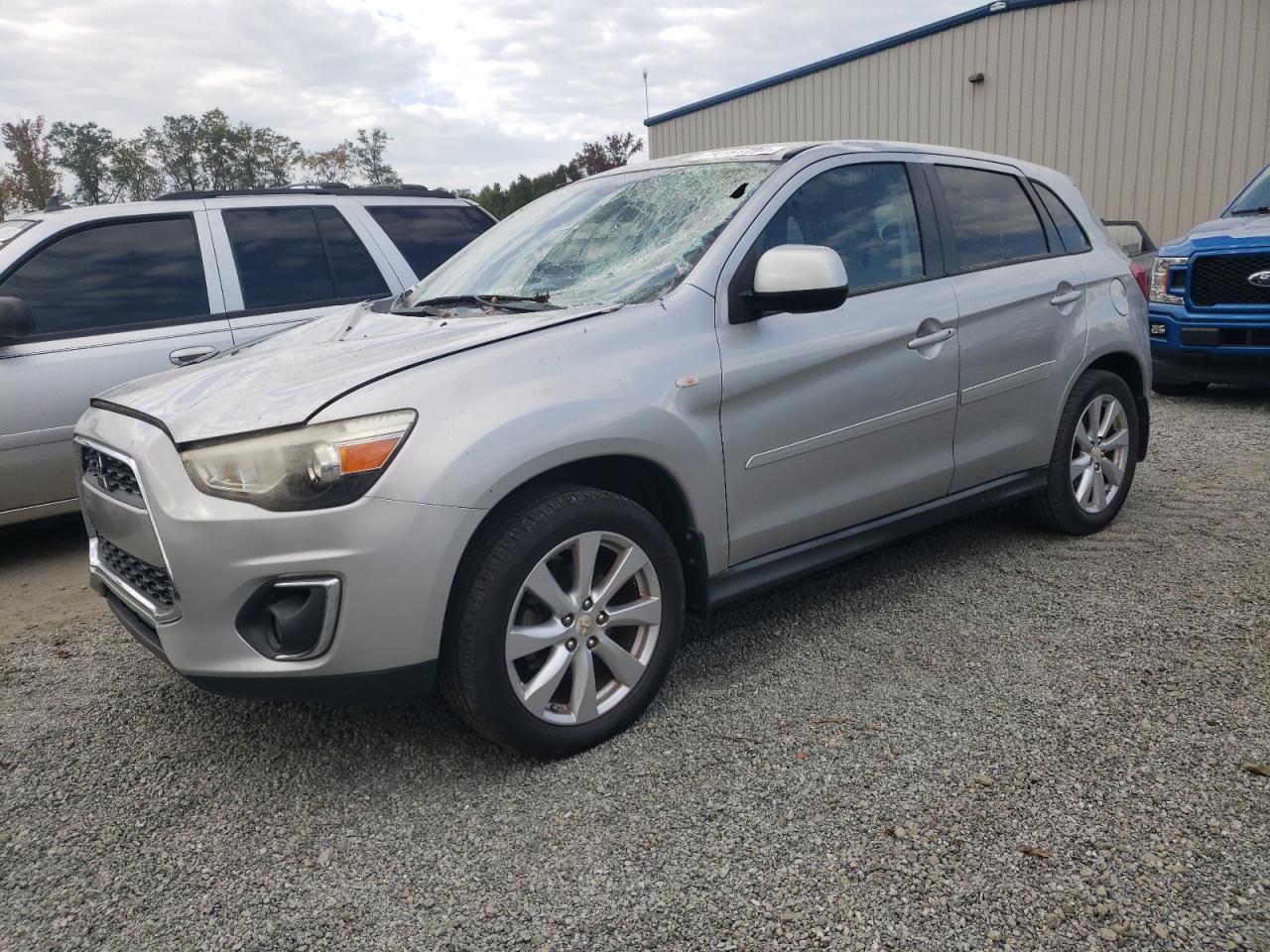 Mitsubishi Outlander Sport 2015 MEDIUM