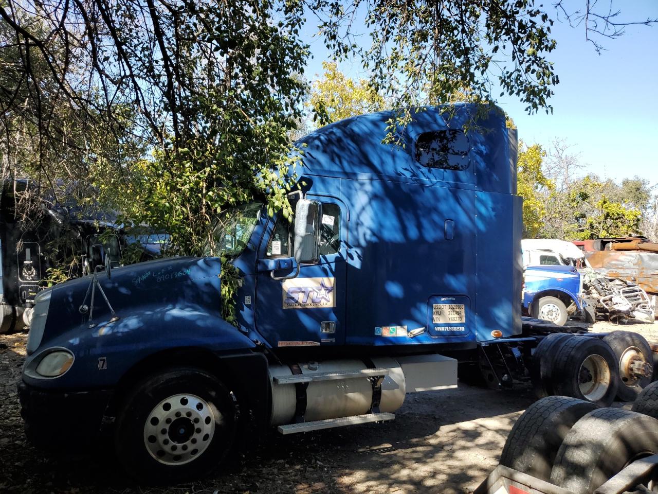 Lot #2959915295 2007 FREIGHTLINER CONVENTION