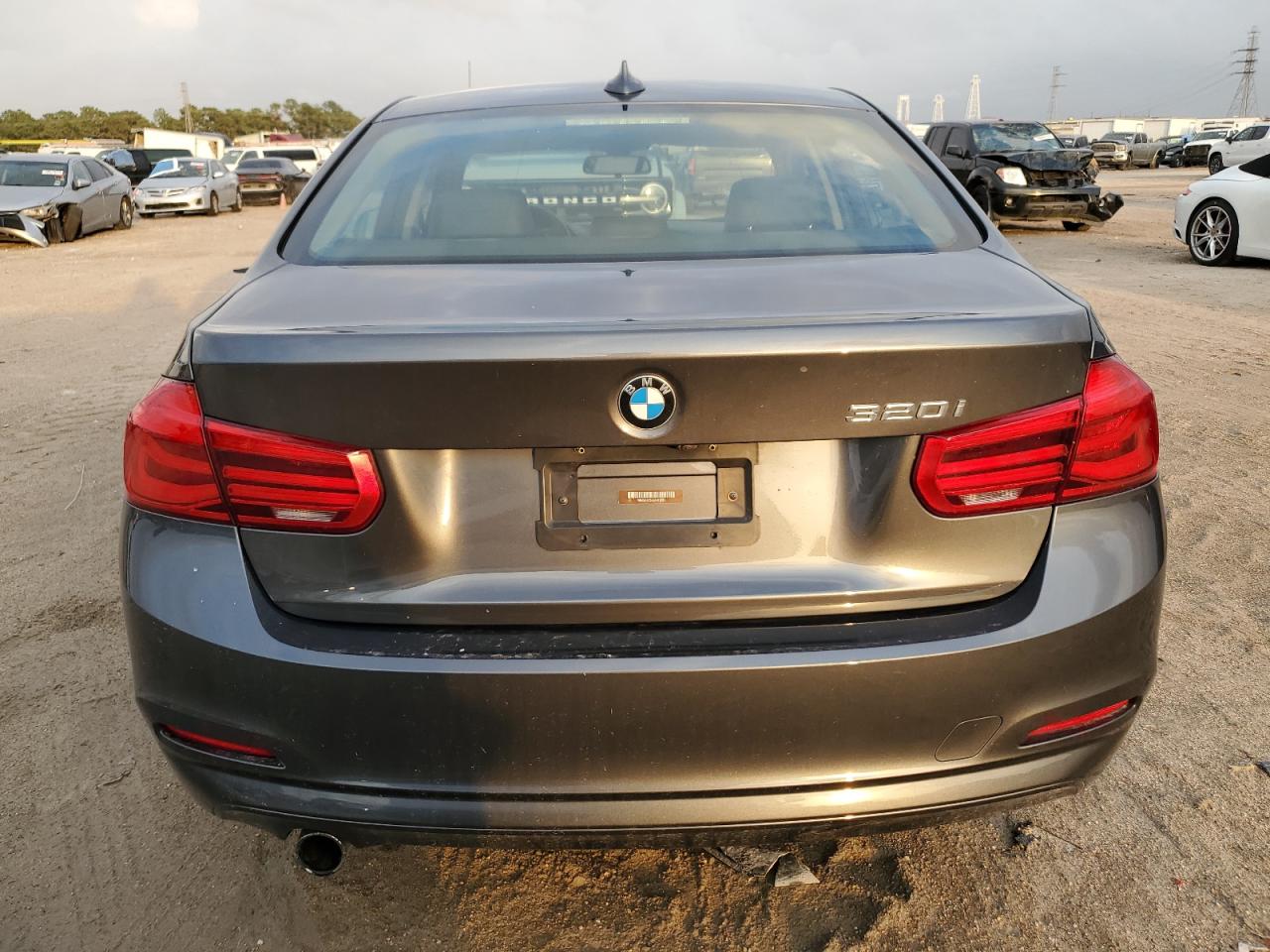 Lot #2955226523 2018 BMW 320 I