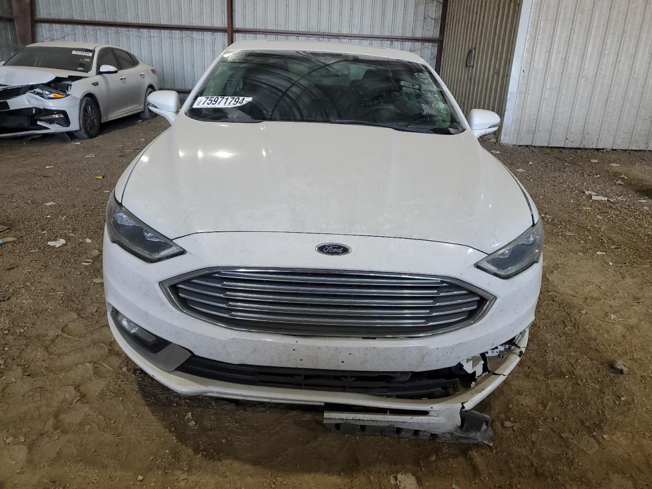 Lot #2923794899 2017 FORD FUSION TIT