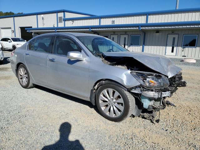 VIN 1HGCR2F79FA052900 2015 Honda Accord, EX no.4