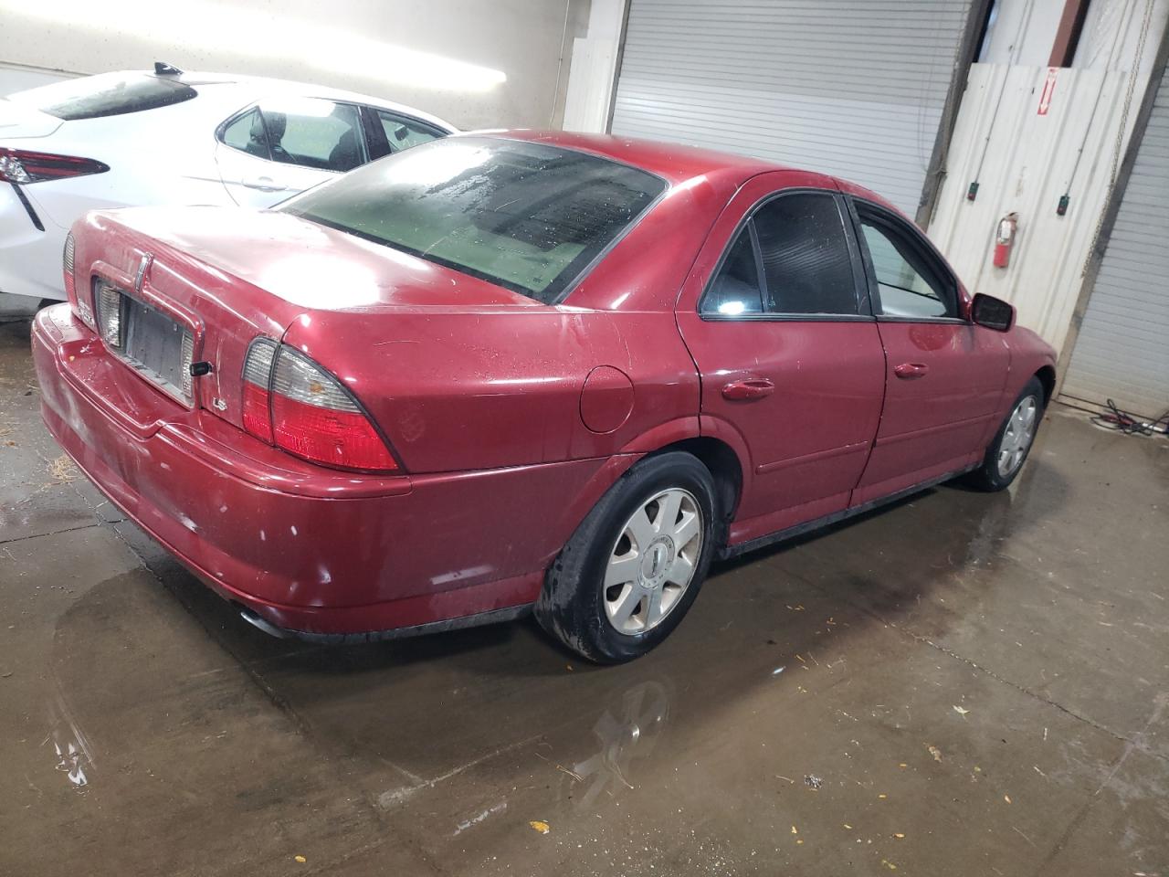 Lot #2926252508 2005 LINCOLN LS