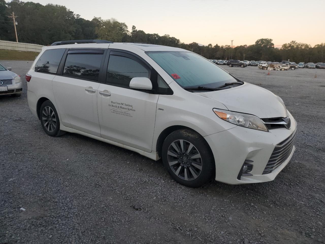 Lot #2995674137 2020 TOYOTA SIENNA XLE