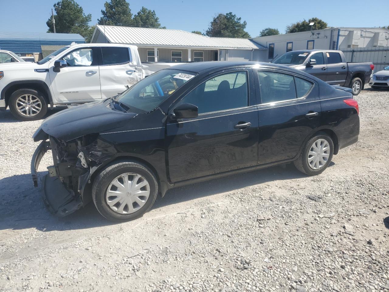 Lot #2909786239 2019 NISSAN VERSA S