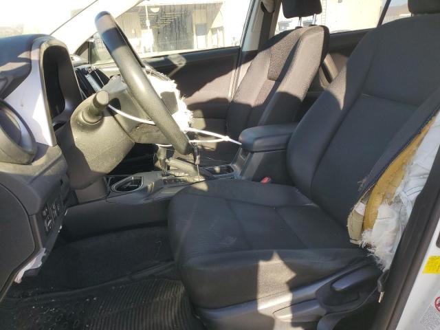 2018 TOYOTA RAV4 LE - JTMZFREV0JJ211984