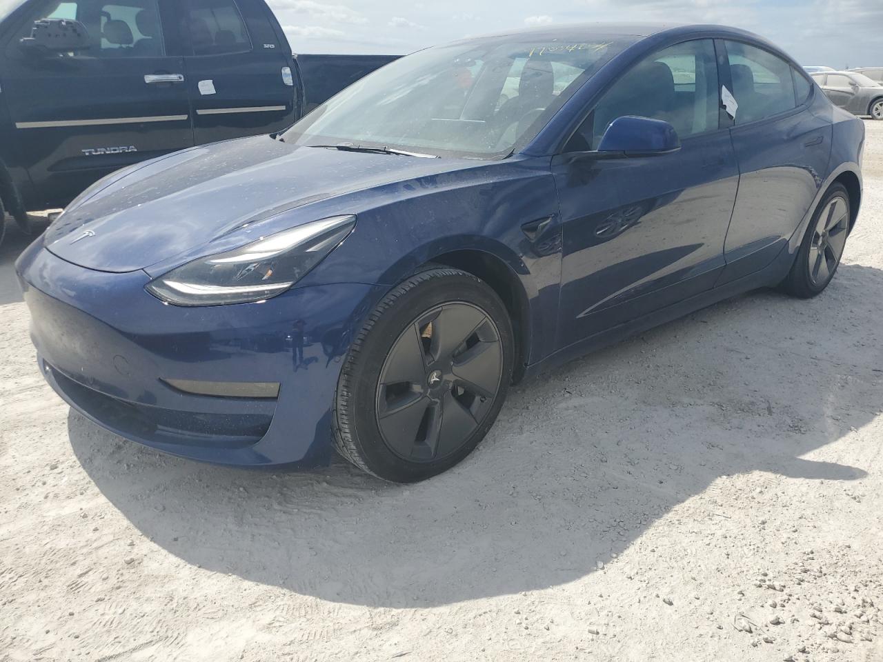 Lot #2994245902 2022 TESLA MODEL 3