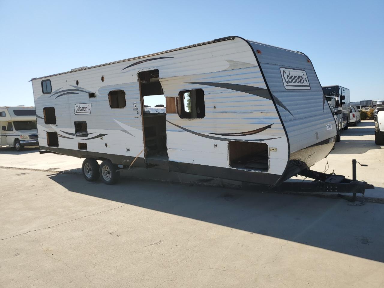 Lot #3037131495 2017 COLE TRAVEL TRA