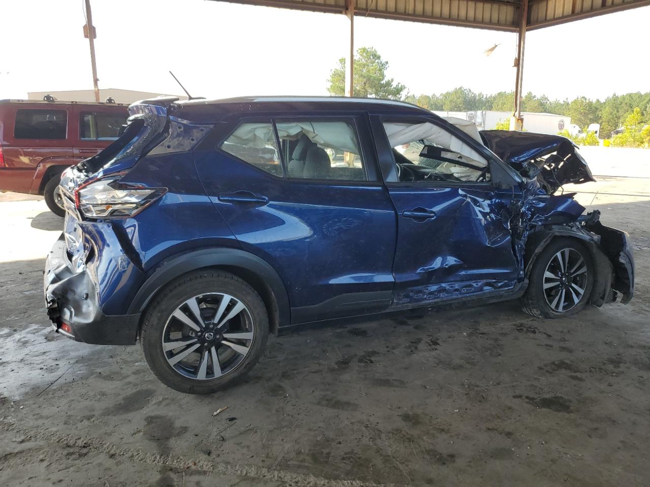 Lot #2952442416 2020 NISSAN KICKS SV