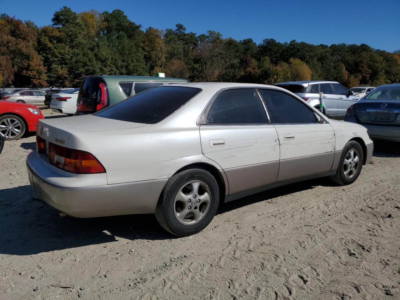 Lot #3024676569 1998 LEXUS ES 300