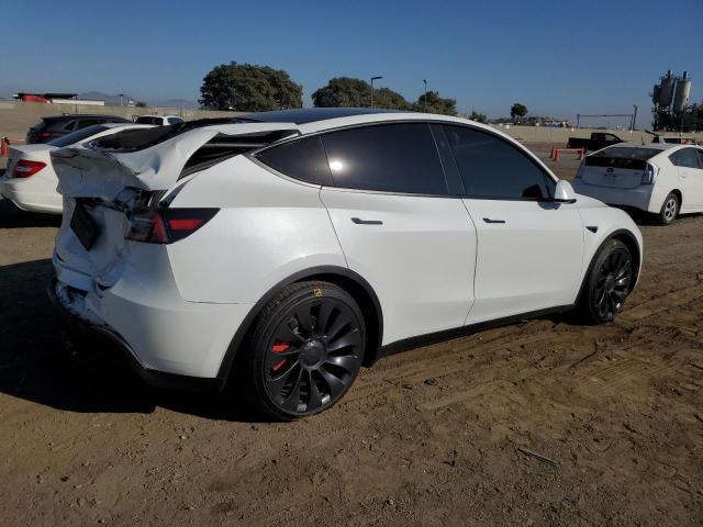 VIN 7SAYGDEF7PF823414 2023 TESLA MODEL Y no.3