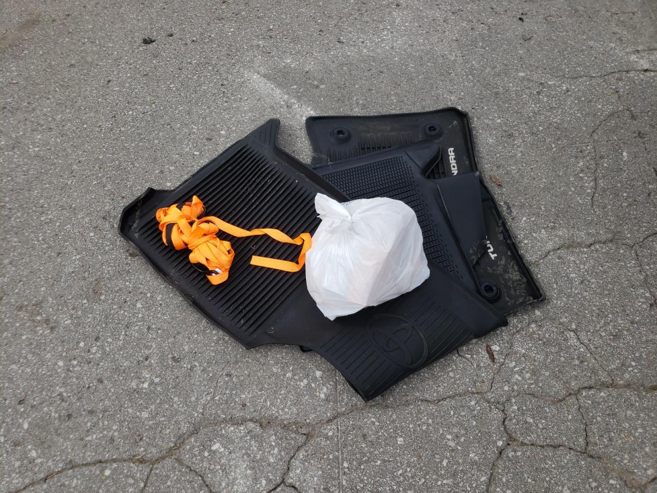 TOYOTA TUNDRA CREWMAX SR