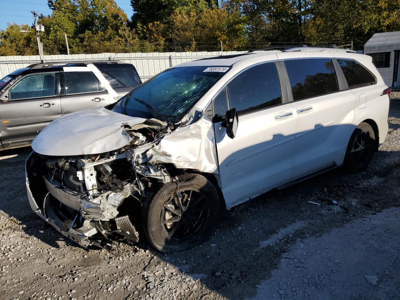 Lot #2955306579 2024 TOYOTA SIENNA LIM