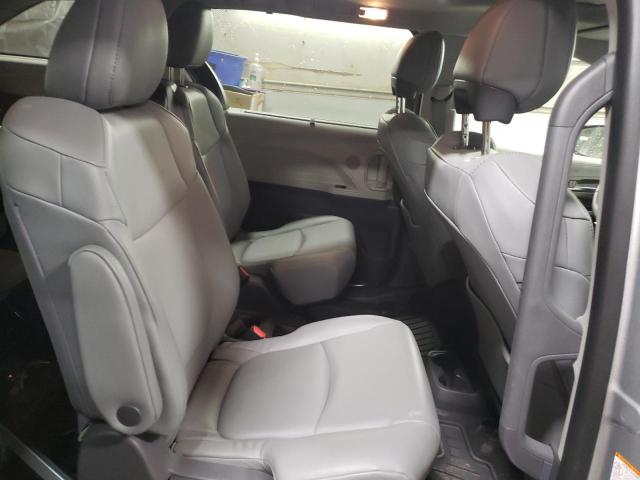 2021 TOYOTA SIENNA XLE - 5TDYRKEC0MS057891