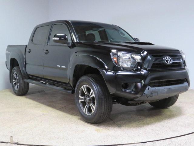 VIN 5TFLU4EN1FX115364 2015 Toyota Tacoma, Double Cab no.1