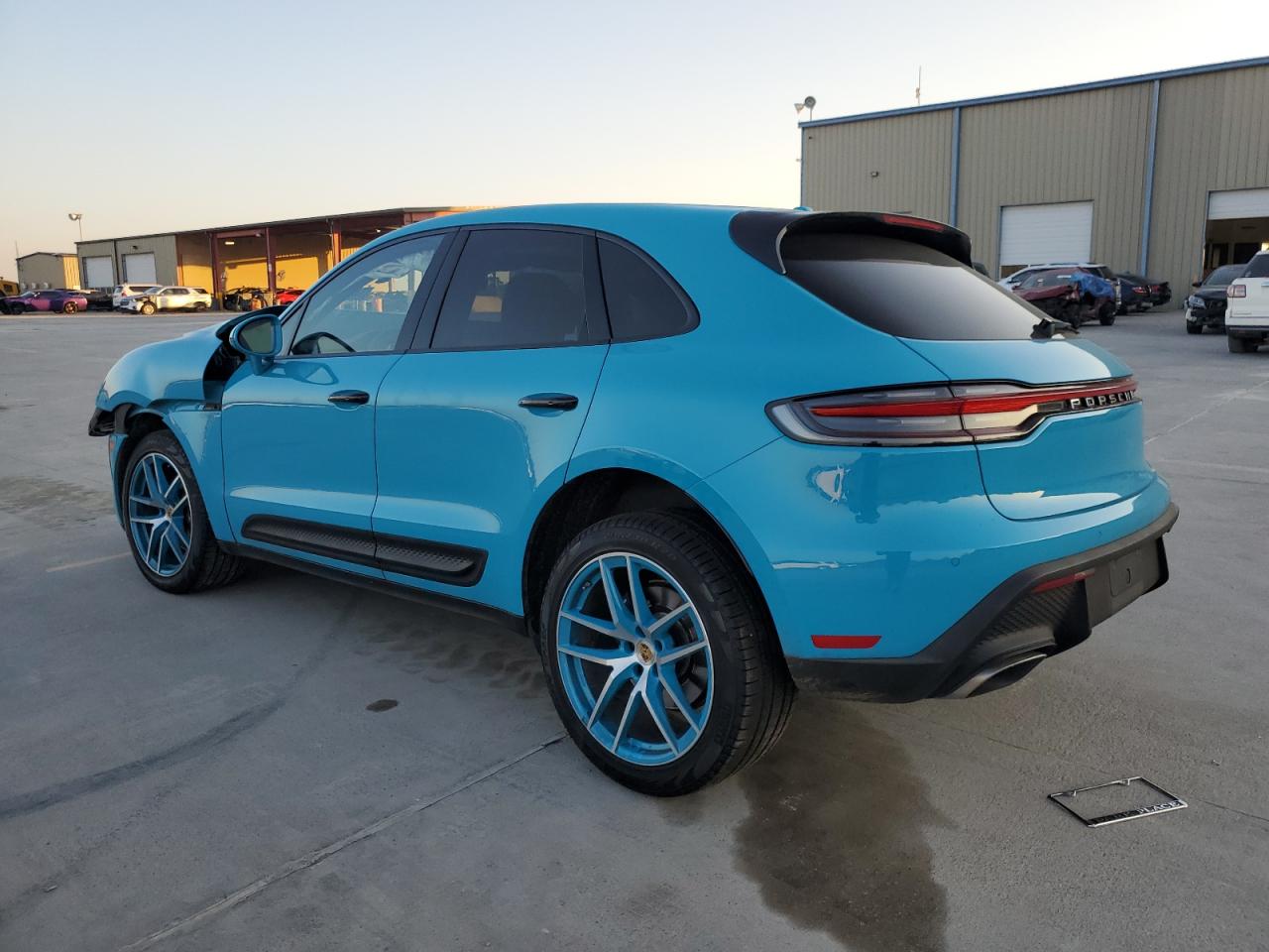 Lot #2953145668 2023 PORSCHE MACAN BASE