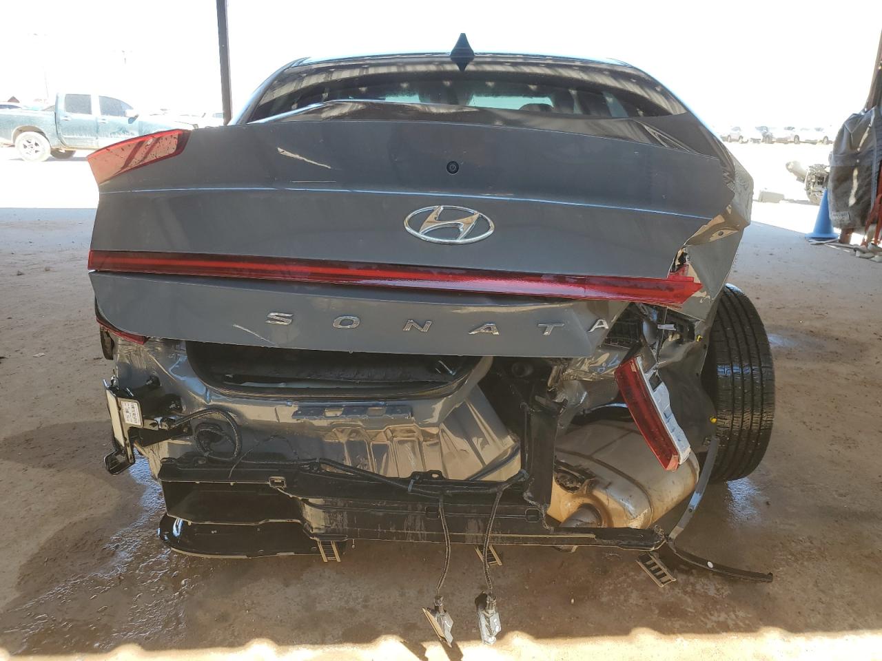 Lot #2930106075 2022 HYUNDAI SONATA SE