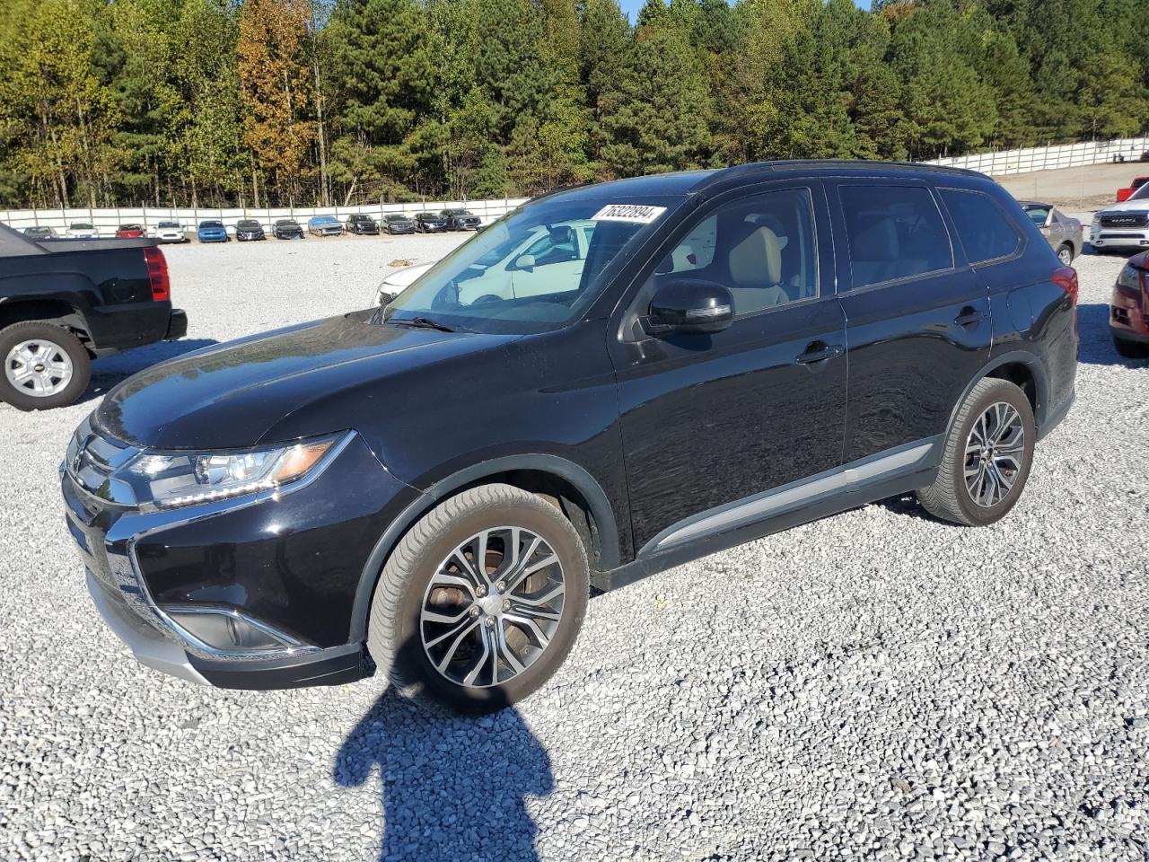 Mitsubishi Outlander 2016 MEDIUM