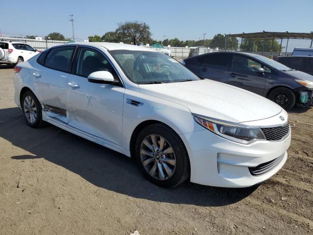 VIN 5XXGT4L39JG259962 2018 KIA Optima, LX no.4