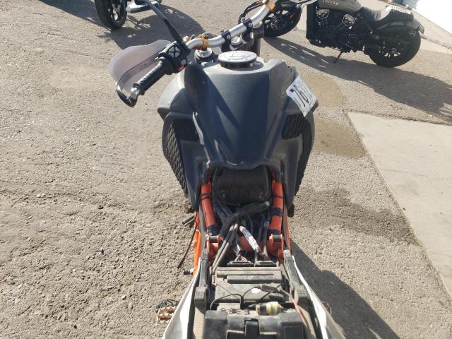 2018 KTM 1090 ADVEN VBKV4940XJM982573