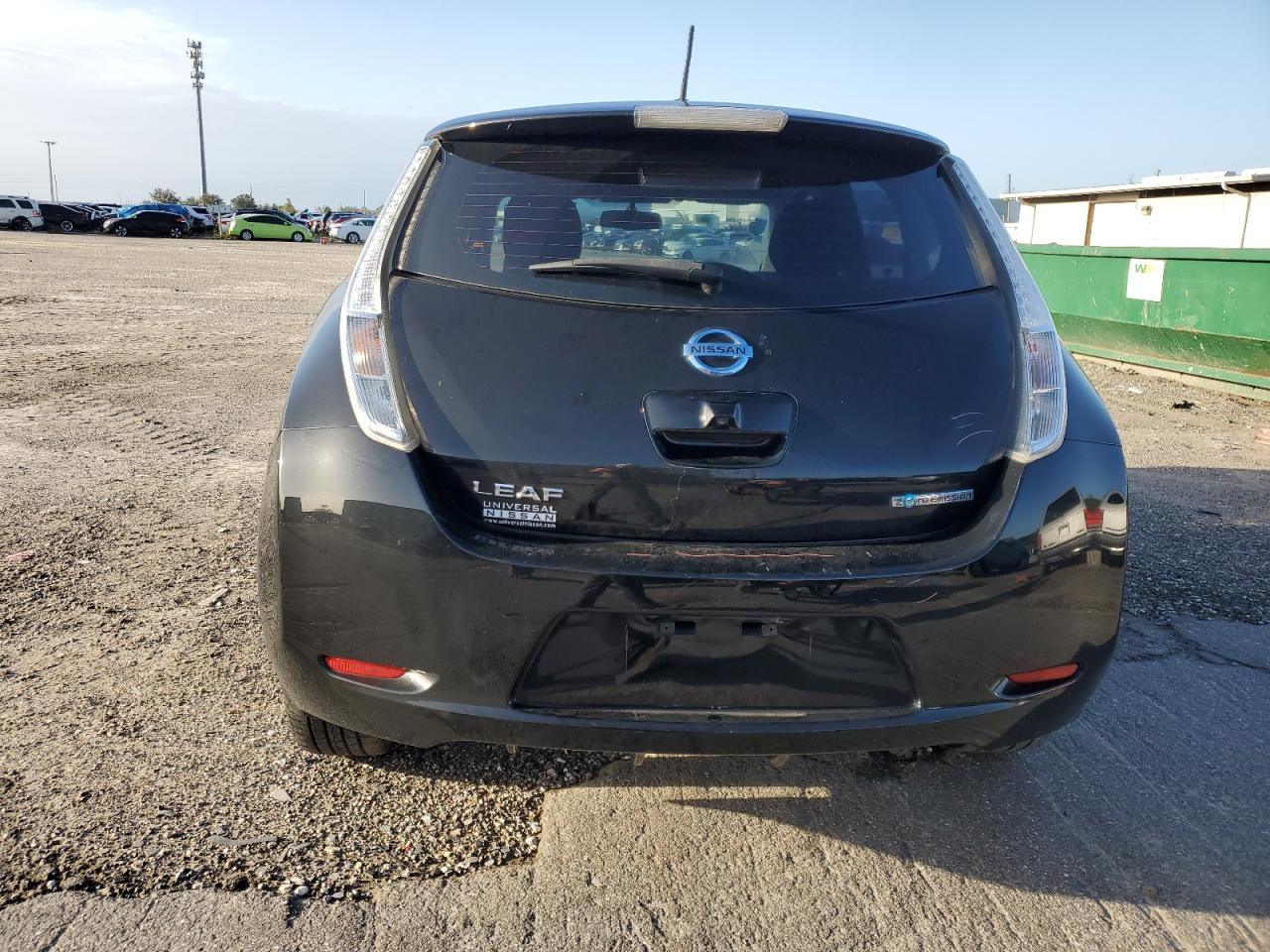 Lot #3033349823 2015 NISSAN LEAF S