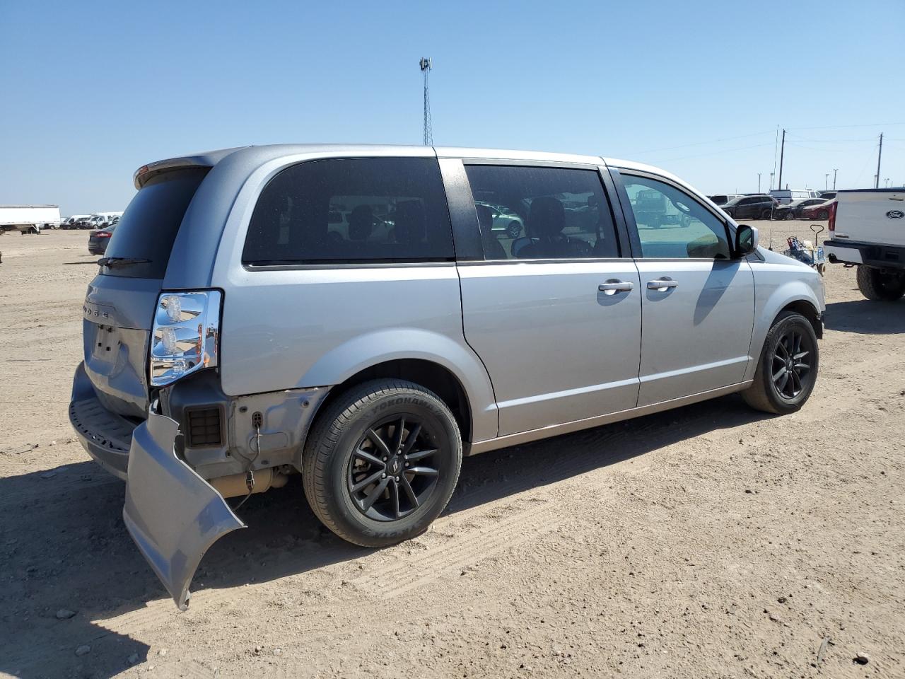 Lot #2912078560 2019 DODGE GRAND CARA