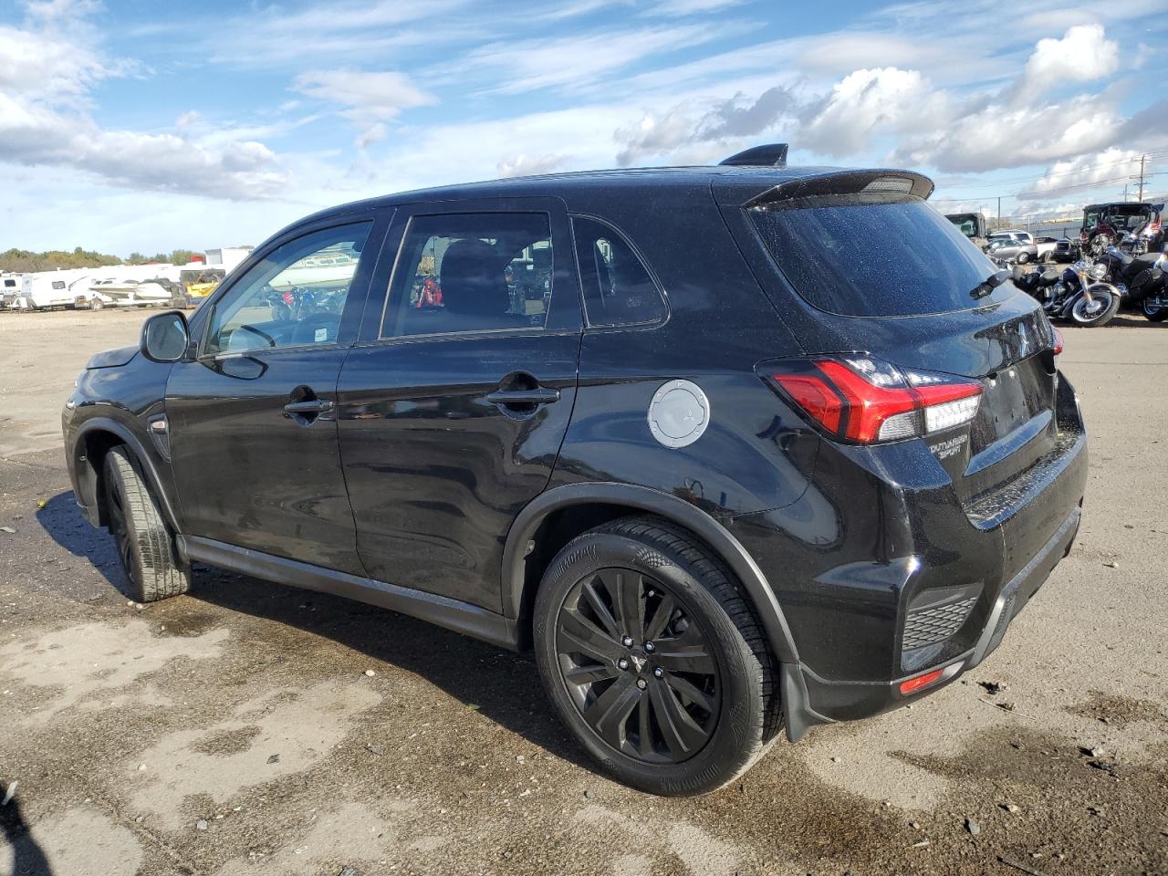 MITSUBISHI OUTLANDER ES