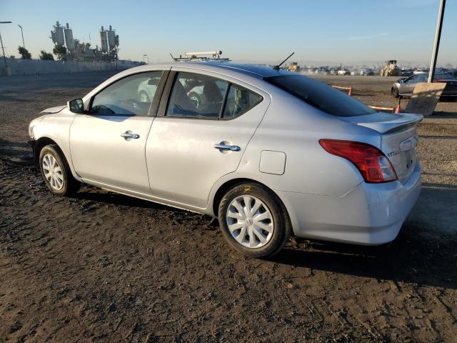 NISSAN VERSA S 2018 silver  gas 3N1CN7AP7JK401917 photo #3