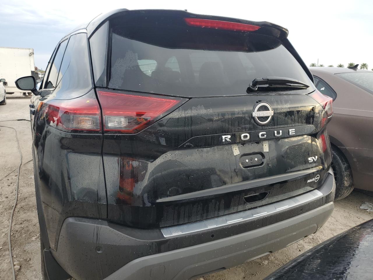 Lot #2986712324 2023 NISSAN ROGUE SV