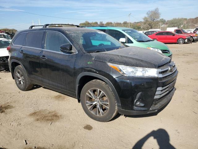 VIN 5TDBZRFH5JS904862 2018 Toyota Highlander, LE no.4