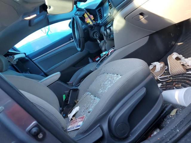 2019 HYUNDAI ELANTRA SE - KMHD84LF6KU847744