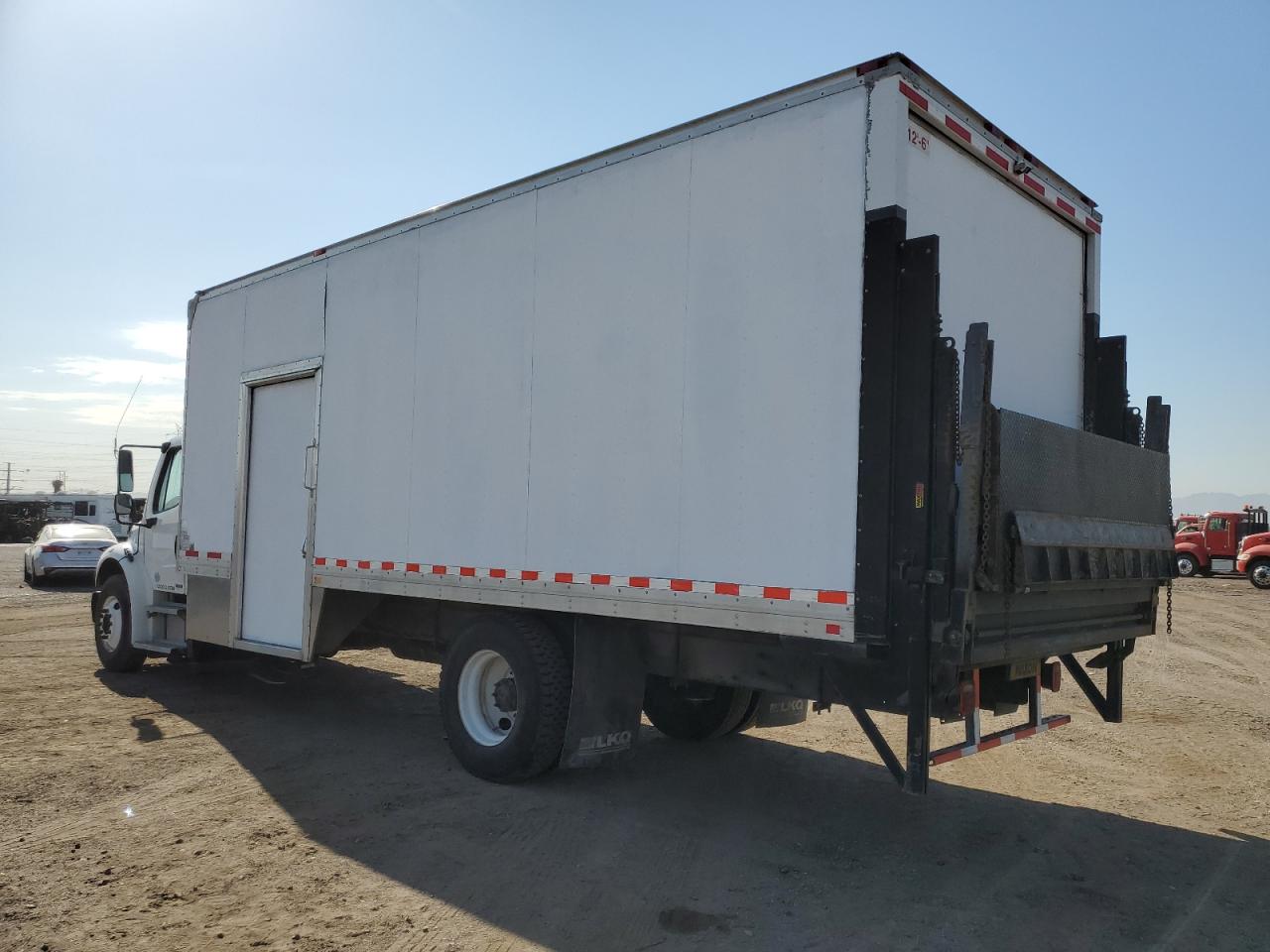 Lot #2972338406 2011 FREIGHTLINER M2