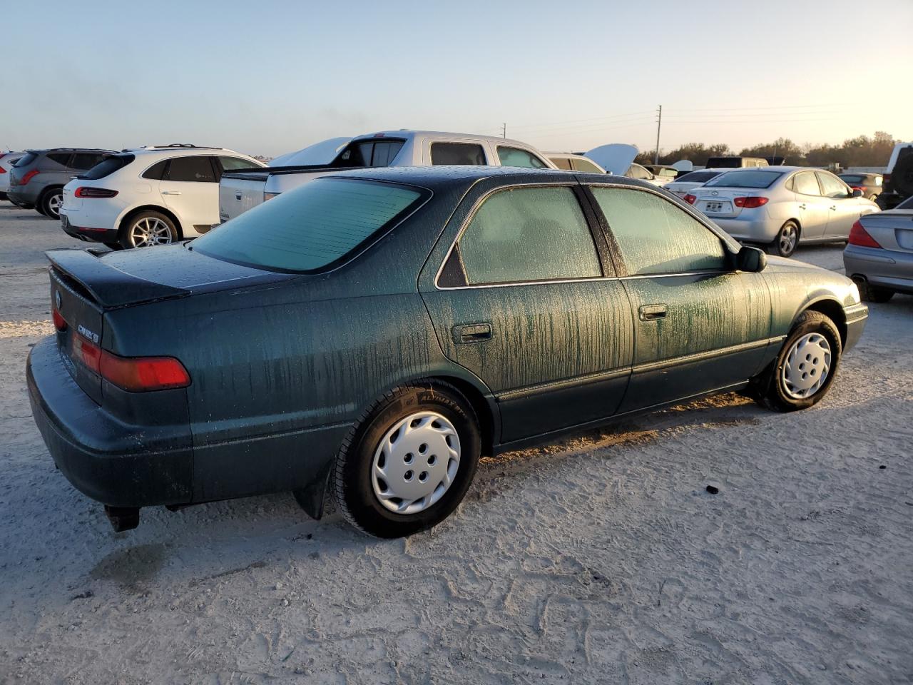 Lot #3029726718 1998 TOYOTA CAMRY CE