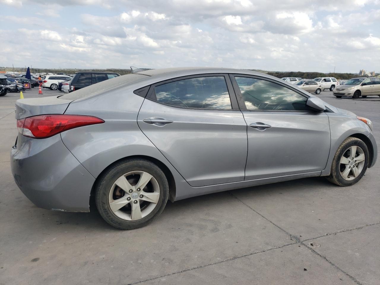 Lot #3005994751 2013 HYUNDAI ELANTRA GL