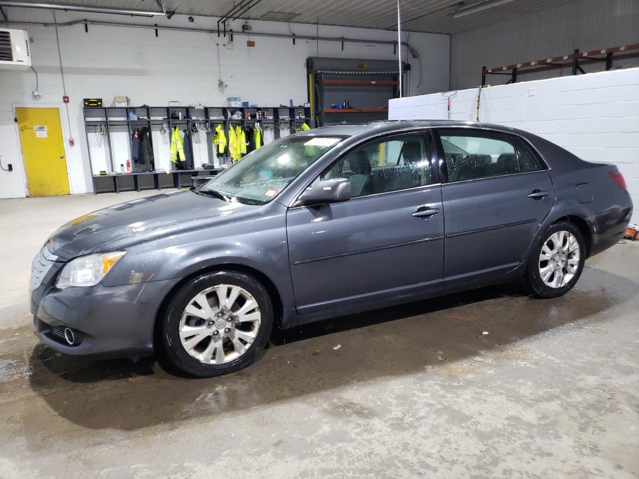 Lot #2893304769 2010 TOYOTA AVALON XL