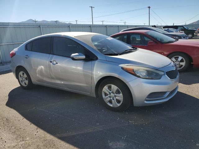 VIN KNAFX4A66F5358521 2015 KIA Forte, LX no.4