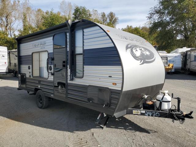 WILDWOOD WOLF PUP 2022 silver   5ZT2CKEC9NY024240 photo #1