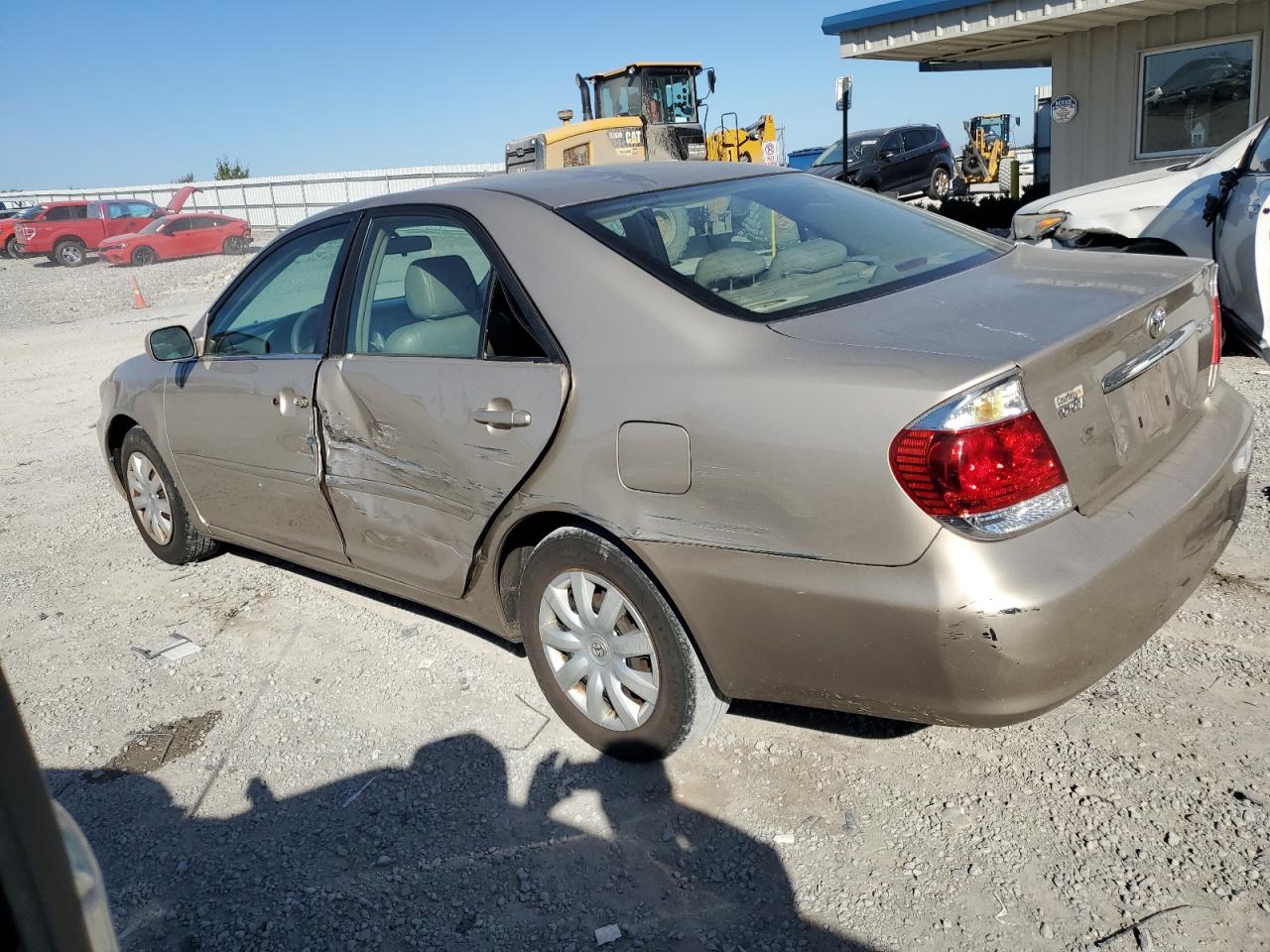 Lot #2994240956 2005 TOYOTA CAMRY LE