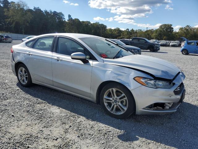 VIN 3FA6P0H79JR135461 2018 Ford Fusion, SE no.4