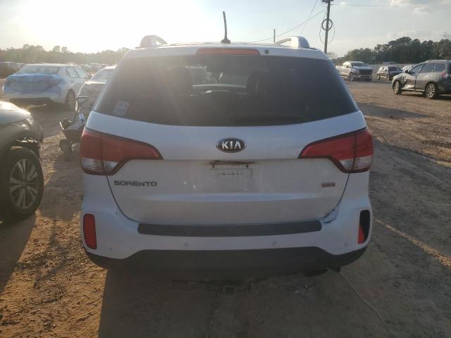 2015 KIA SORENTO LX - 5XYKT4A61FG604749