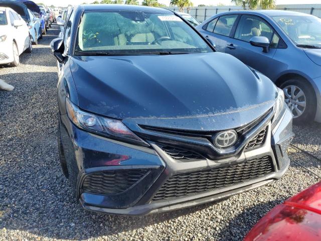 VIN 4T1G11AK3MU515439 2021 Toyota Camry, SE no.5