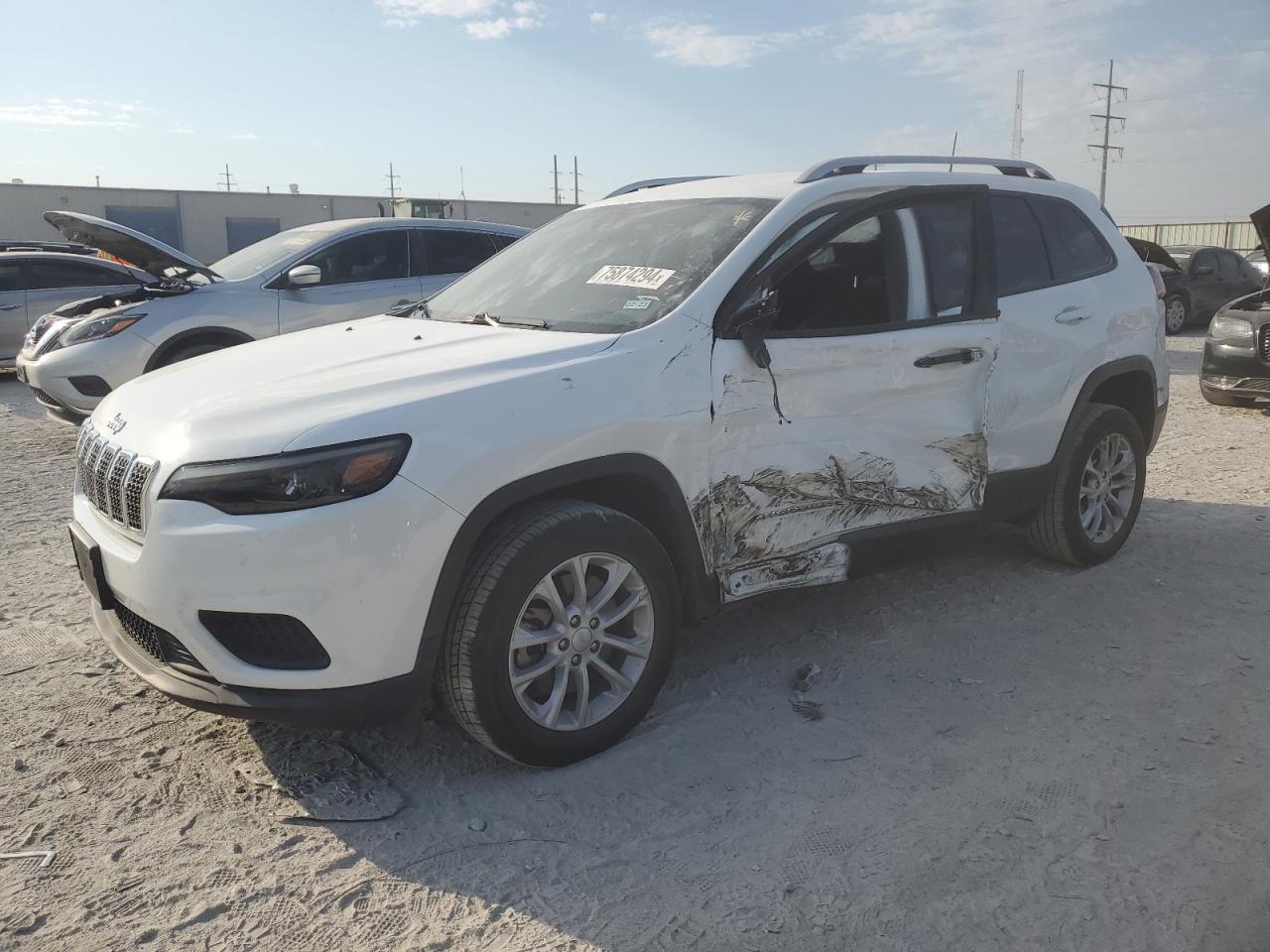  Salvage Jeep Grand Cherokee