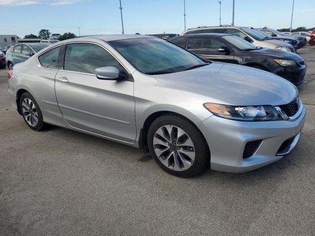 VIN 1HGCT1B30DA015682 2013 Honda Accord, Lx-S no.4