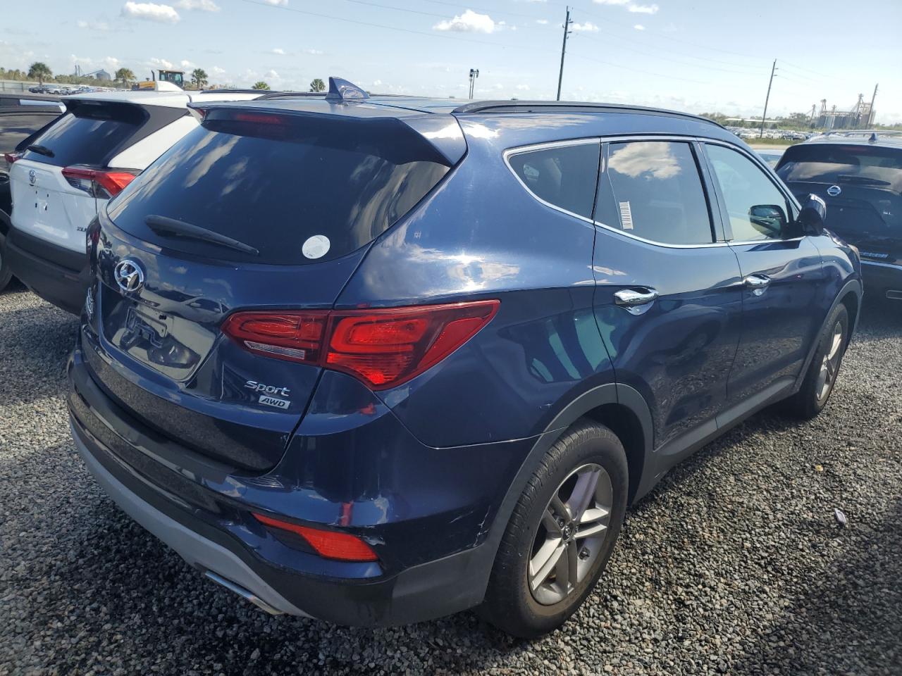 Lot #3022956074 2018 HYUNDAI SANTA FE S