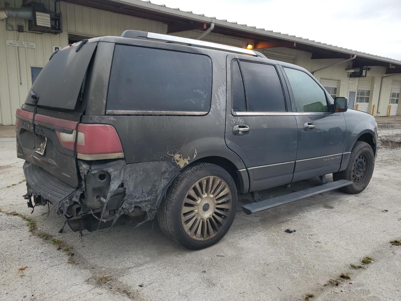 Lot #2879004942 2016 LINCOLN NAVIGATOR