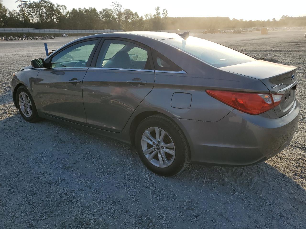 Lot #3024380533 2013 HYUNDAI SONATA GLS