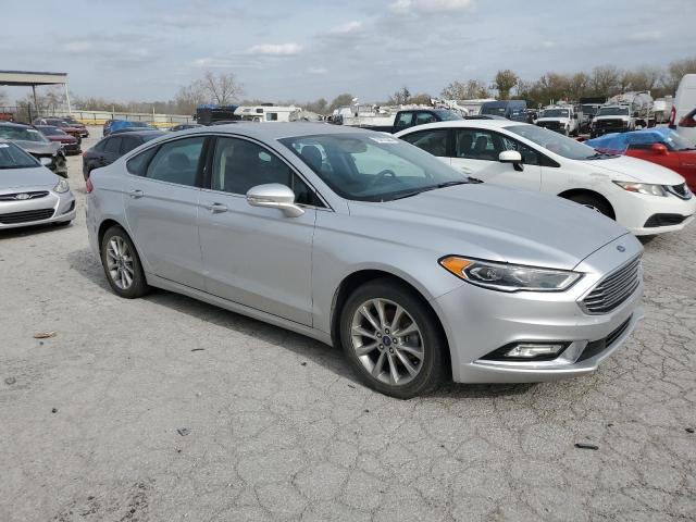 VIN 3FA6P0HD7HR178003 2017 Ford Fusion, SE no.4