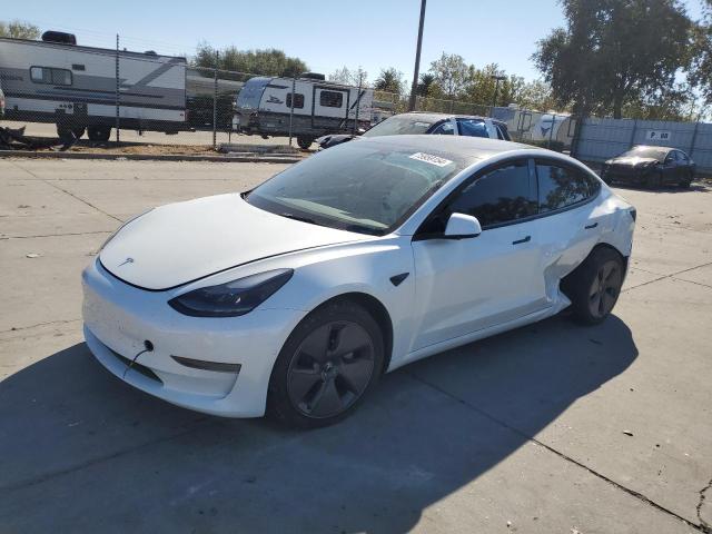 VIN 5YJ3E1EA2NF354701 2022 TESLA MODEL 3 no.1