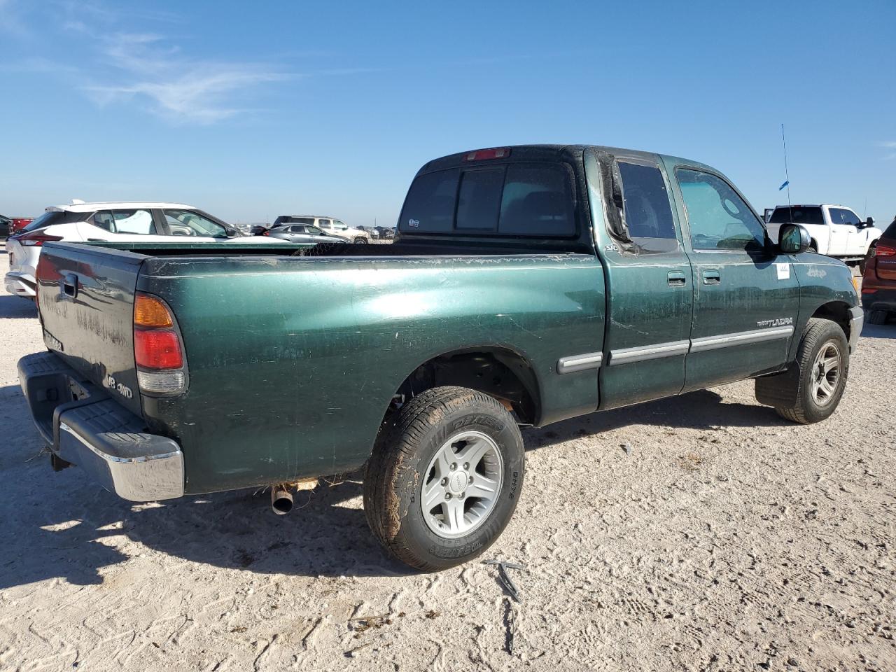 Lot #2945625170 2000 TOYOTA TUNDRA ACC