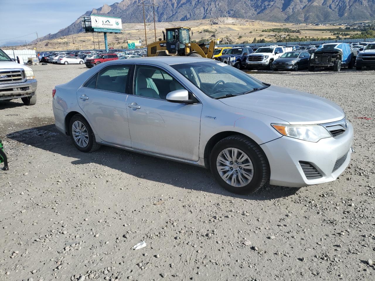 Lot #3024714661 2014 TOYOTA CAMRY HYBR