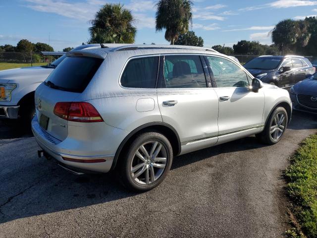 VIN WVGEP9BP9GD002523 2016 Volkswagen Touareg, Tdi no.3